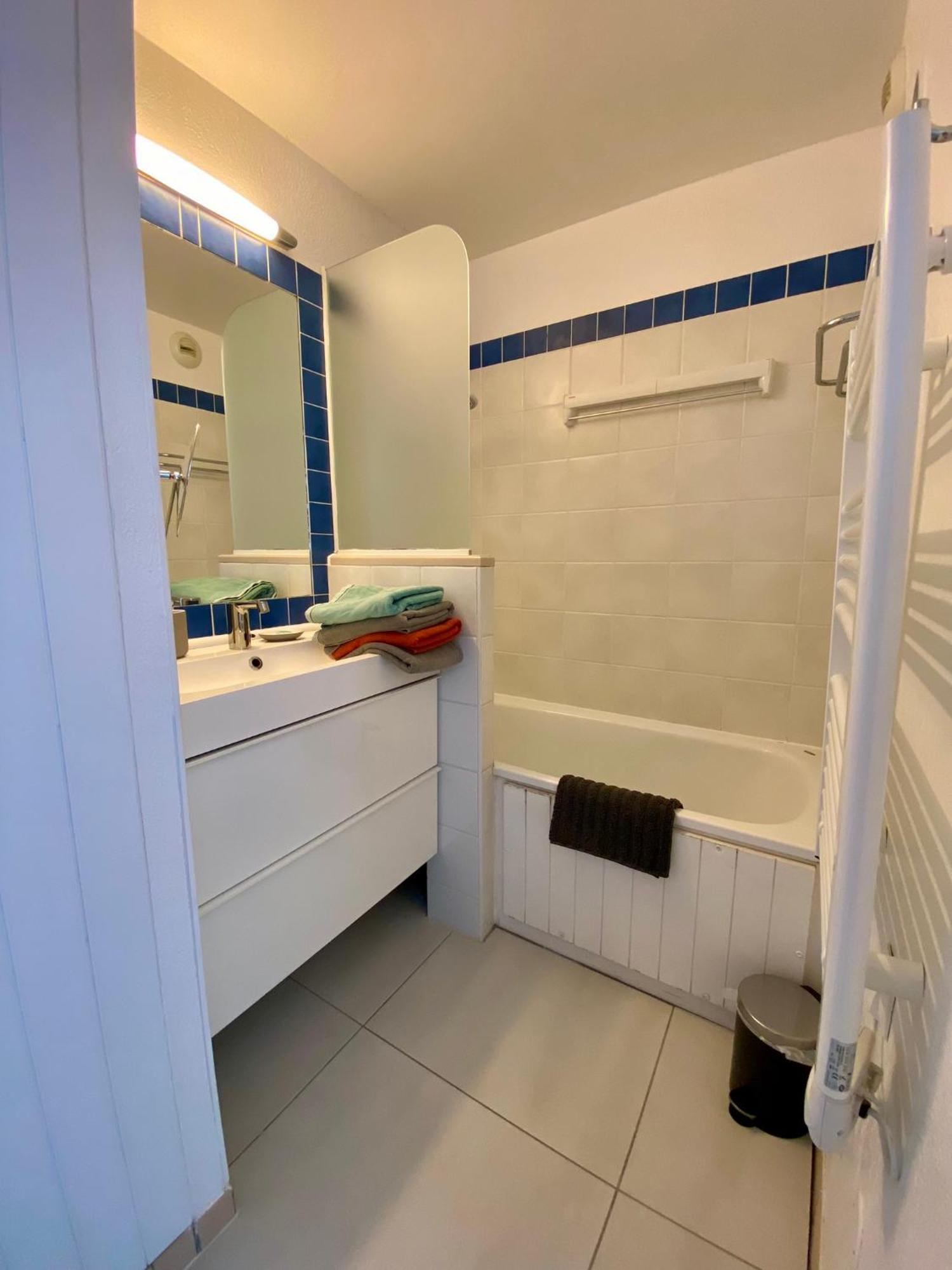Charmant Appartement En Front De Mer Avec Piscine 拉卡诺 外观 照片