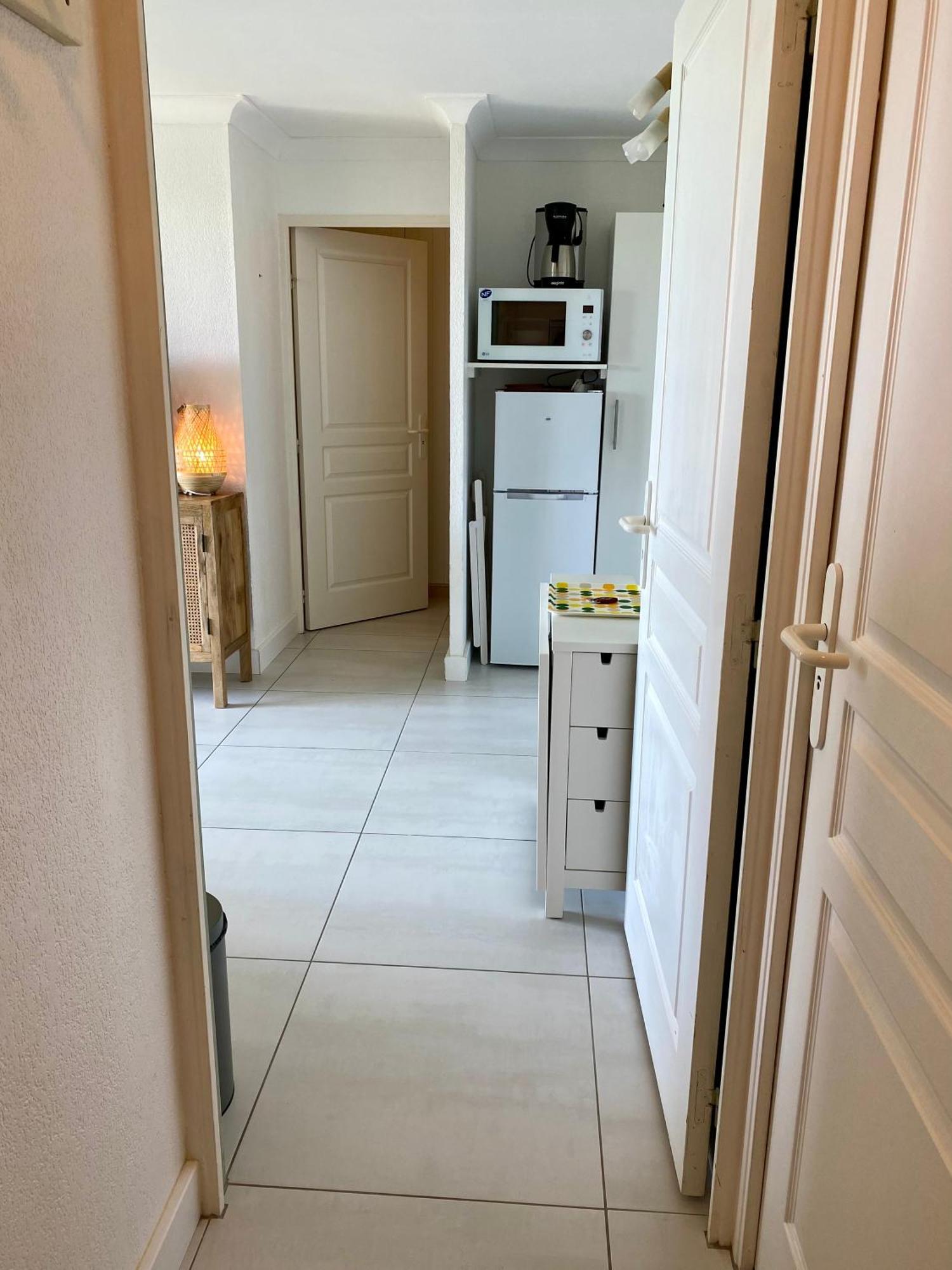 Charmant Appartement En Front De Mer Avec Piscine 拉卡诺 外观 照片